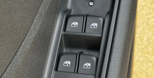 Audi Q2 S-LINE 35 TFSI 2022.god *VIRTUAL KOKPIT, GRIJANJE SJEDALA*